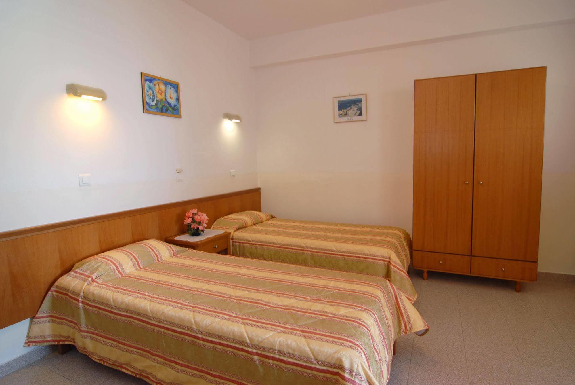 St. Paul'S Bay View Suites Линдос Экстерьер фото