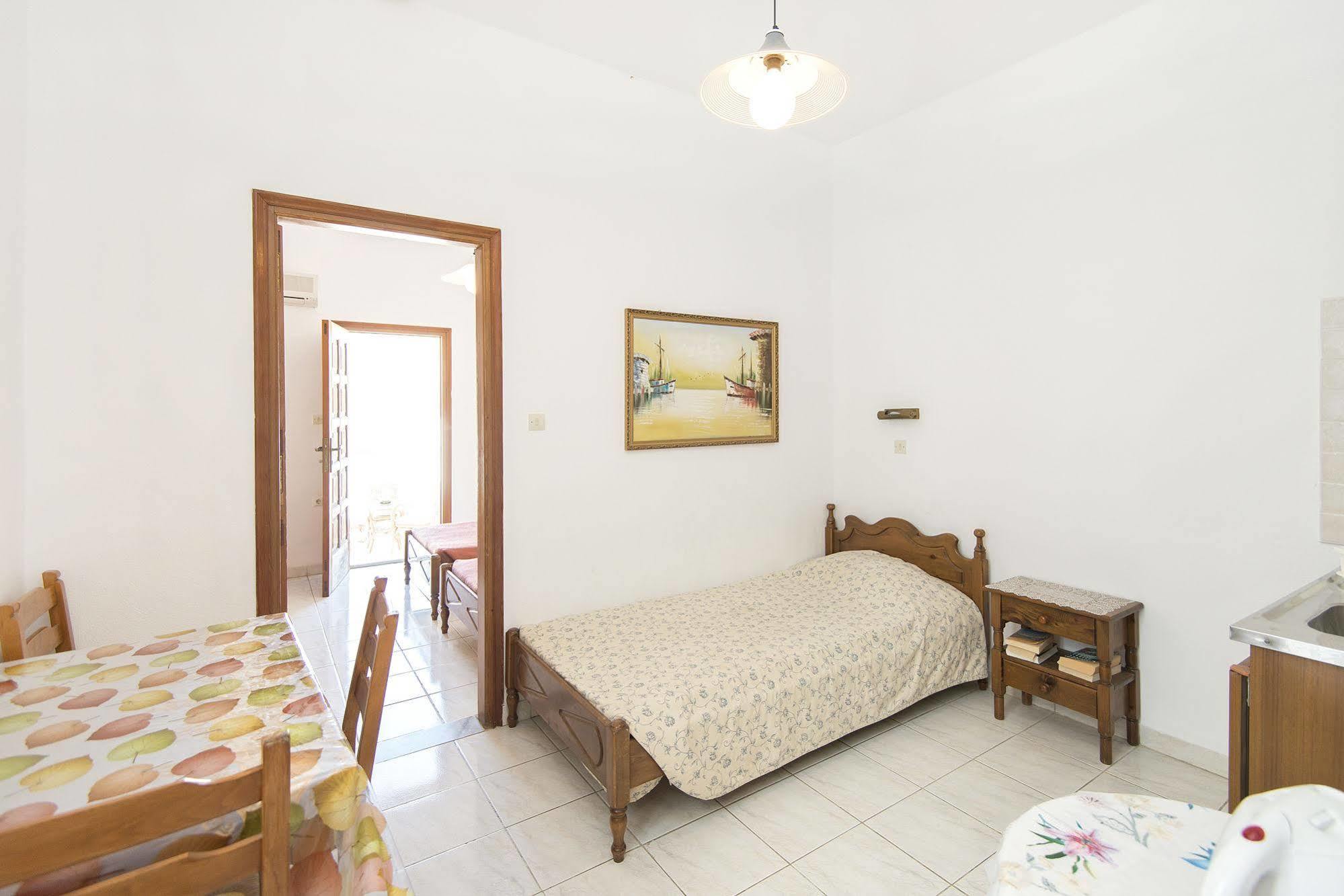 St. Paul'S Bay View Suites Линдос Экстерьер фото